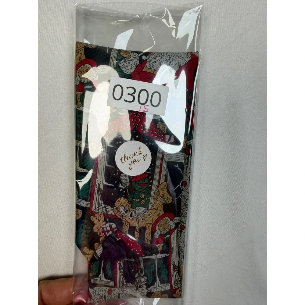 Cape Cod Neckwear Vintage Christmas Santa Workshop Novelty Print Silk Blend Tie